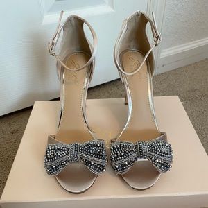 Jewel Badgley Mischka heels